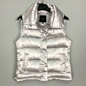 Talbots Metallic Down Puffer Vest Women’s Size M Quilted Full Zip Pockets Silver